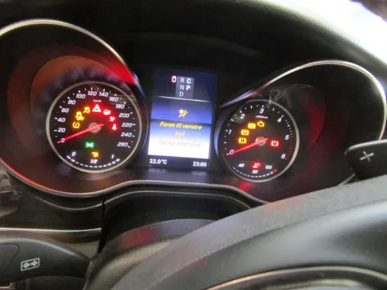 Picture of Mercedes-Benz V200