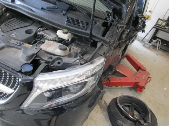 Picture of Mercedes-Benz V200