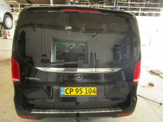 Picture of Mercedes-Benz V200