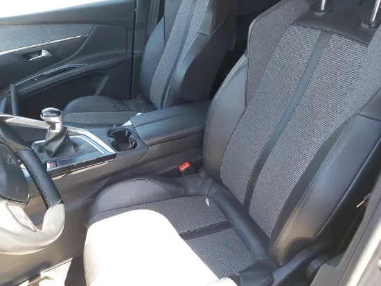 Изображение Peugeot - 5008 Allure PureTech, 1.2 Benzin, 