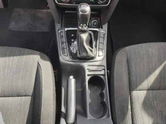 Изображение Skoda - Superb Combi Aut., 2.0 TDI 140 Diesel