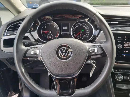 Изображение Volkswagen - Touran Aut., 2.0 TDI Diesel,