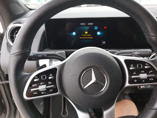 Picture of Mercedes - GLB 220d , 2.0 Diesel