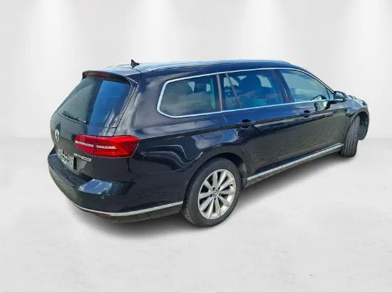Изображение Volkswagen - Passat Variant, Highline, 4Motion, 2,0 Diesel