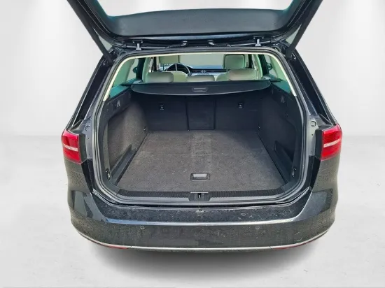 Изображение Volkswagen - Passat Variant, Highline, 4Motion, 2,0 Diesel