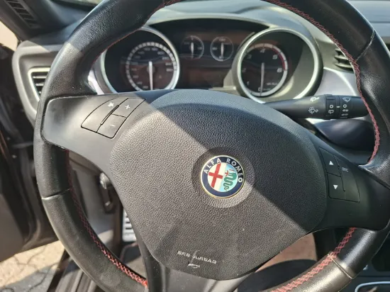 Picture of Alfa Romeo - Giulietta, 2.0 Diesel