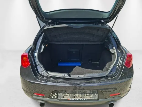 Picture of Alfa Romeo - Giulietta, 2.0 Diesel
