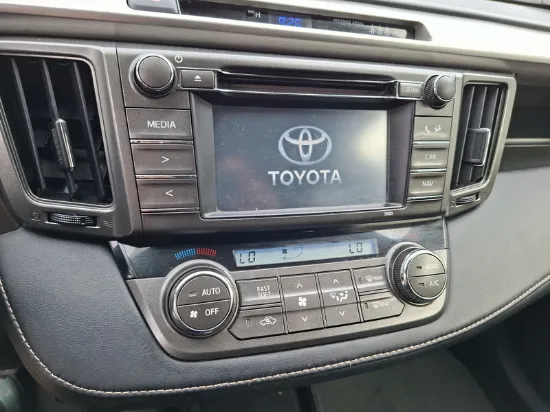 Picture of Toyota - RAV4, 2.2 D4D 4WD Diesel