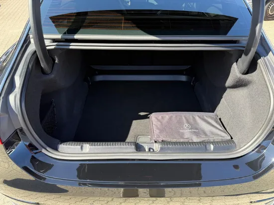 Изображение Mercedes - EQE350, 215kW El