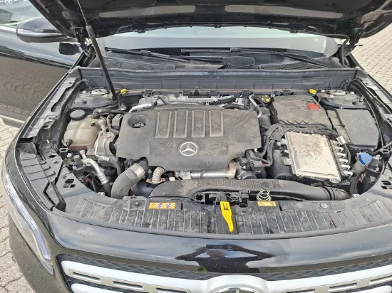 Picture of Mercedes - GLB 220d, 2.0 Diesel