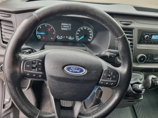 Изображение Ford Transit Custom 2.0 TDCI 280S TRE VAN 105HP