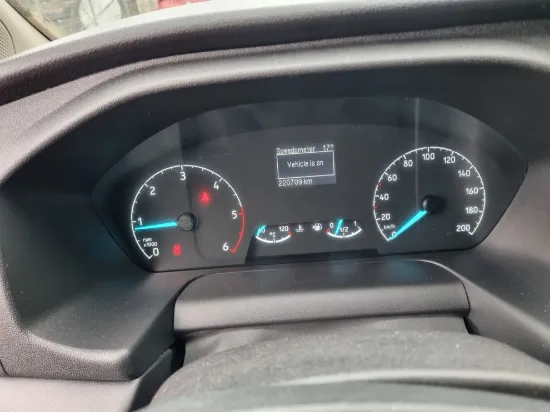 Изображение Ford Transit Custom 2.0 TDCI 280S TRE VAN 105HP