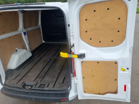 Изображение Ford Transit Custom 2.0 TDCI 280S TRE VAN 105HP