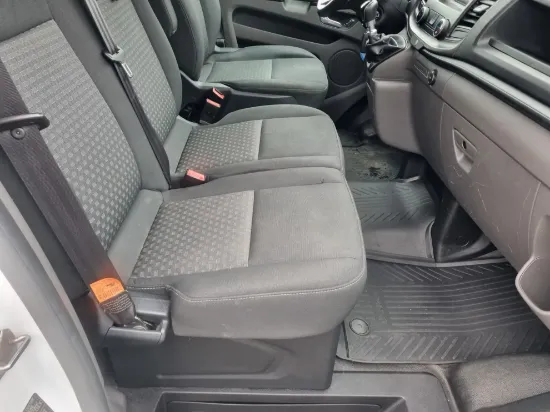 Изображение Ford Transit Custom 2.0 TDCI 280S TRE VAN 105HP