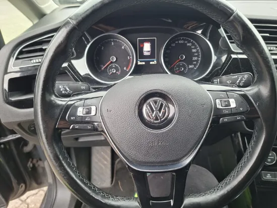 Picture of Volkswagen - Touran Highline DSG, 1.6 TDI Diesel,