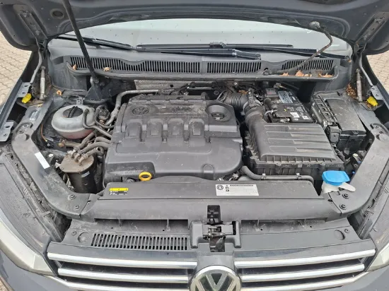 Picture of Volkswagen - Touran Highline DSG, 1.6 TDI Diesel,