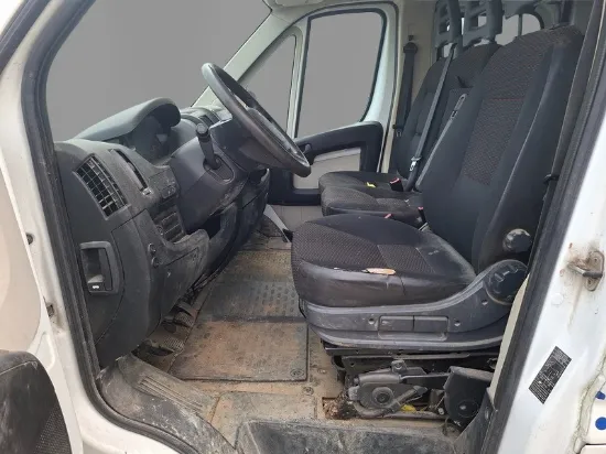 Picture of Peugeot - Boxer 335 Chassis, 2.2 Diesel