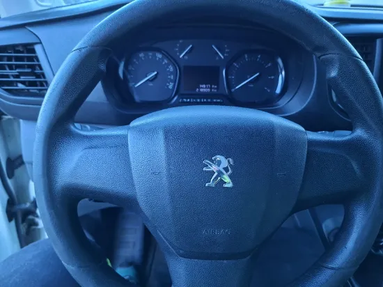 Изображение Peugeot - Expert, 2.0 Diesel, Van