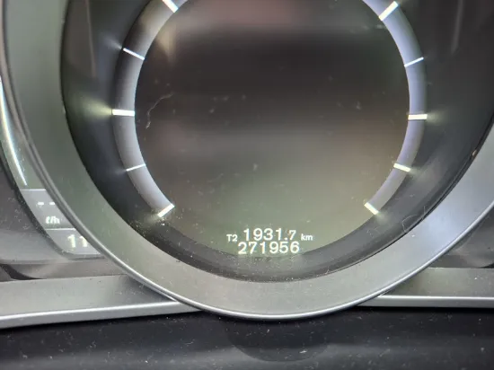 Изображение Volvo - V40 D4 Momentum, 2.0D Diesel