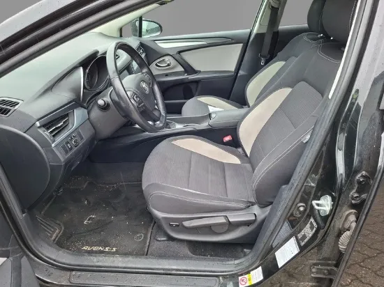 Изображение Toyota - Avensis Touring Sports, 2.0 Diesel