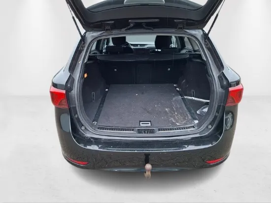 Изображение Toyota - Avensis Touring Sports, 2.0 Diesel