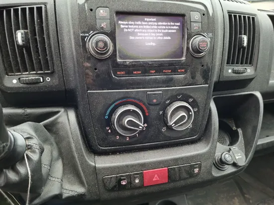 Изображение Peugeot - Boxer, 2.2 BlueHDi Diesel,