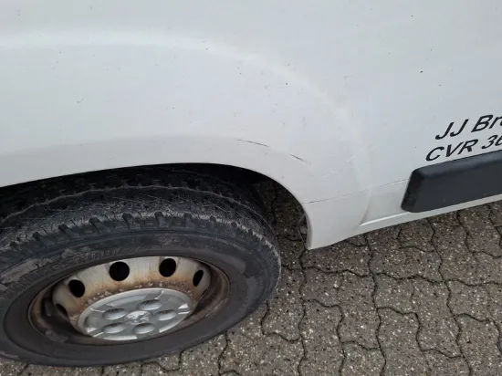 Изображение Peugeot - Boxer, 2.2 BlueHDi Diesel,