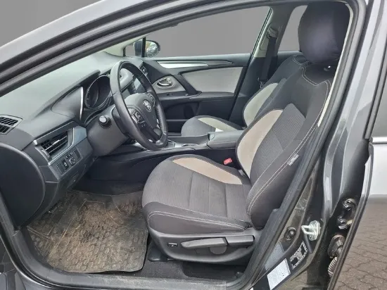 Picture of Toyota - Avensis Touring Sports, 2.0