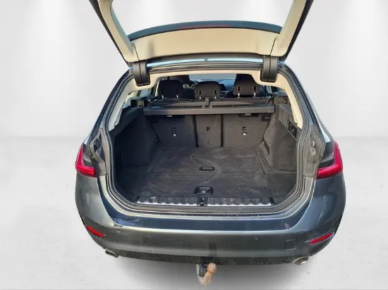 Picture of BMW - 330d Touring Steptronic Aut., 3.0 Diesel