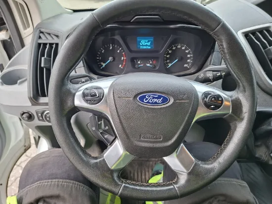 Изображение Ford - Transit 350L, 2.0 TDCi Diesel