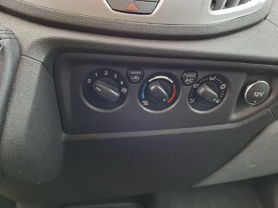 Изображение Ford - Transit 350L, 2.0 TDCi Diesel