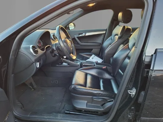 Изображение Audi - A3 Ambition Quattro S-Tron Aut., 2.0 TFSI Benzin