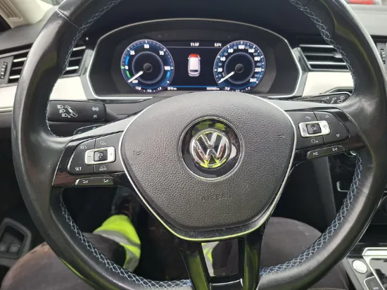 Изображение Volkswagen - Passat GTE, 1,4 GTE Benzin Plug-in hybrid