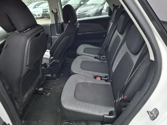 Изображение Citroën - C4 Spacetourer, 1.2 Puretech Benzin