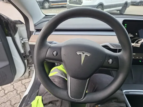 Picture of Tesla - Model 3 Long Range Dual Motor