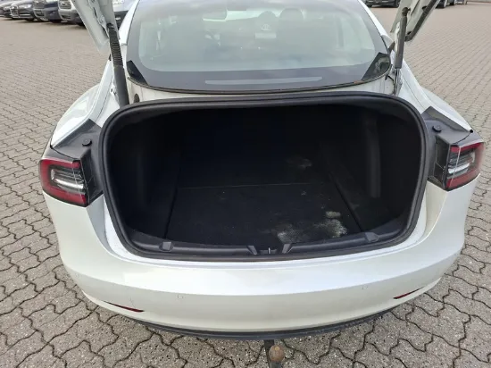 Picture of Tesla - Model 3 Long Range Dual Motor