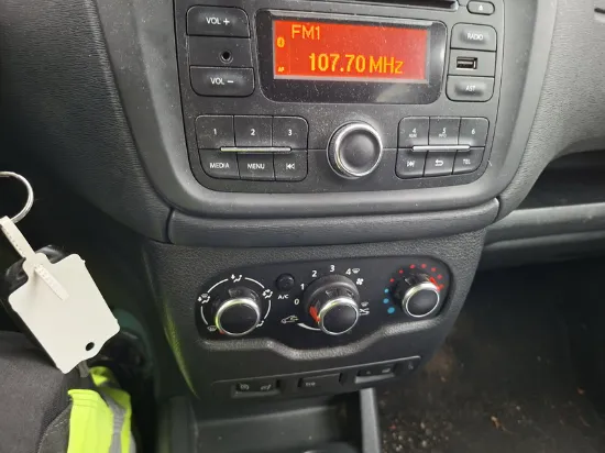 Изображение Dacia - Lodgy Ambiance, 1.6 Benzin,