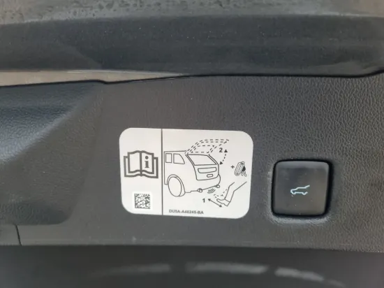 Изображение Ford  Kuga 2.5 Plug-in Hybrid (225 HK) SUV FWD CVT