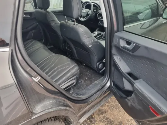 Изображение Ford  Kuga 2.5 Plug-in Hybrid (225 HK) SUV FWD CVT