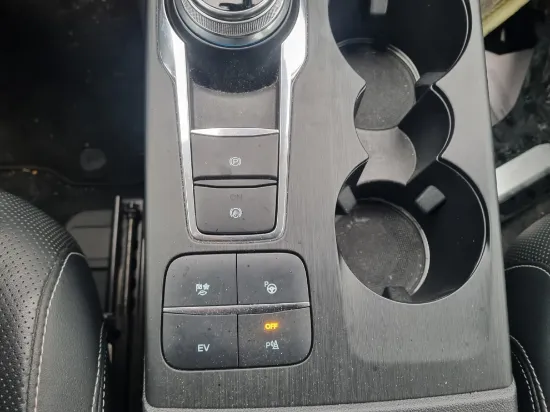 Изображение Ford  Kuga 2.5 Plug-in Hybrid (225 HK) SUV FWD CVT