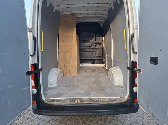 Picture of Volkswagen - Crafter, 2.0 TDI Diesel
