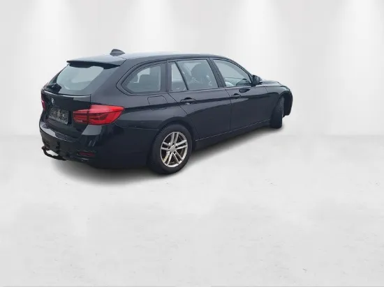 Изображение BMW - 320D Touring Steptronic Aut., 2.0 Diesel