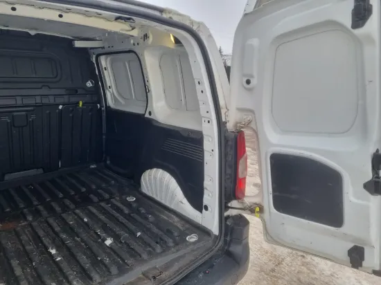 Picture of 1.5 BLUEHDI ACTIVE L 1 2.4T 75HP