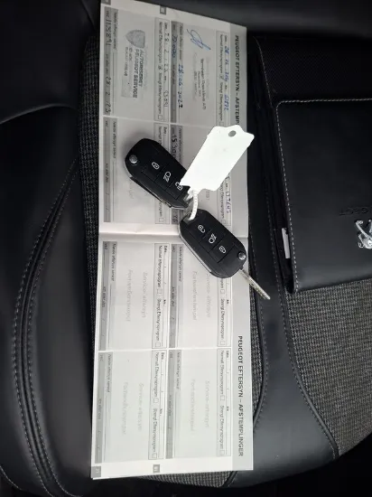 Picture of Peugeot - 5008 Allure, 1.2 Benzin