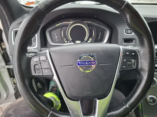Изображение Volvo - V60 D4 Aut., 2.0 Diesel