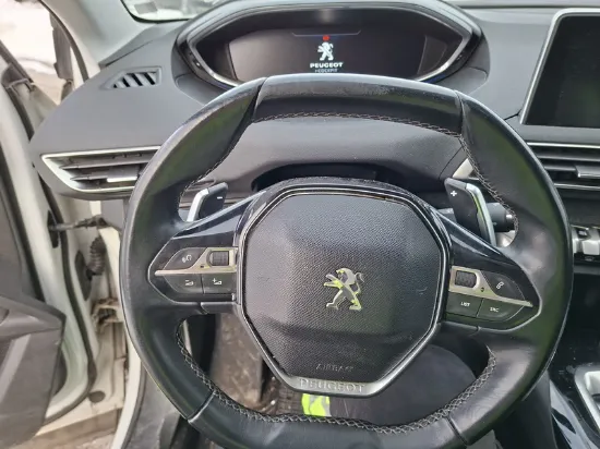 Picture of  Peugeot, 5008 Allure, 1.2 e-THP, Benzin,