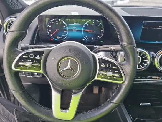 Изображение Mercedes - GLB 220d 4Matic Aut, 2.0 Diesel