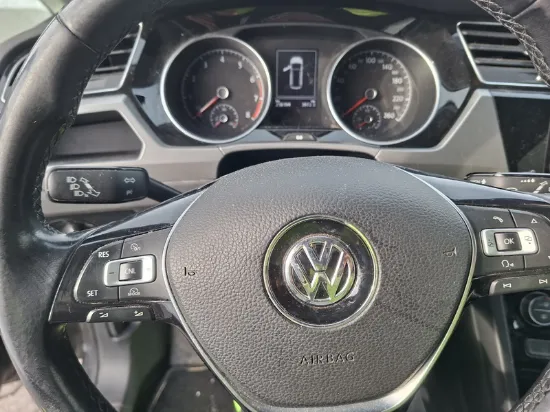 Изображение Volkswagen - Touran Comfortline, 1.4 TSI Benzin,