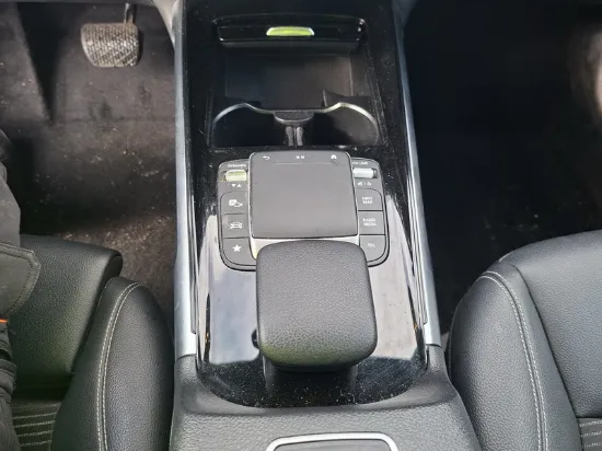 Picture of Mercedes - GLB 200d, 2.0 Diesel