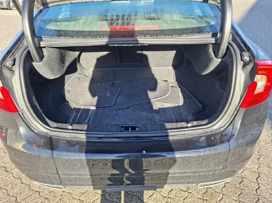 Изображение Volvo - S60 Aut.190 momentum , 2.0 Diesel,